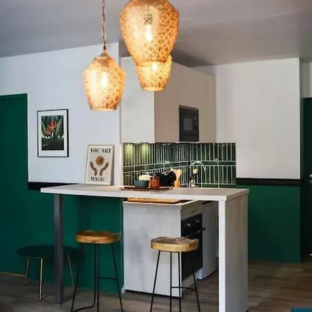 Appartement Bollyroom - 50m - Rue Gratuite