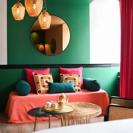 Bollyroom - 50m - Rue Gratuite Saint-Malo